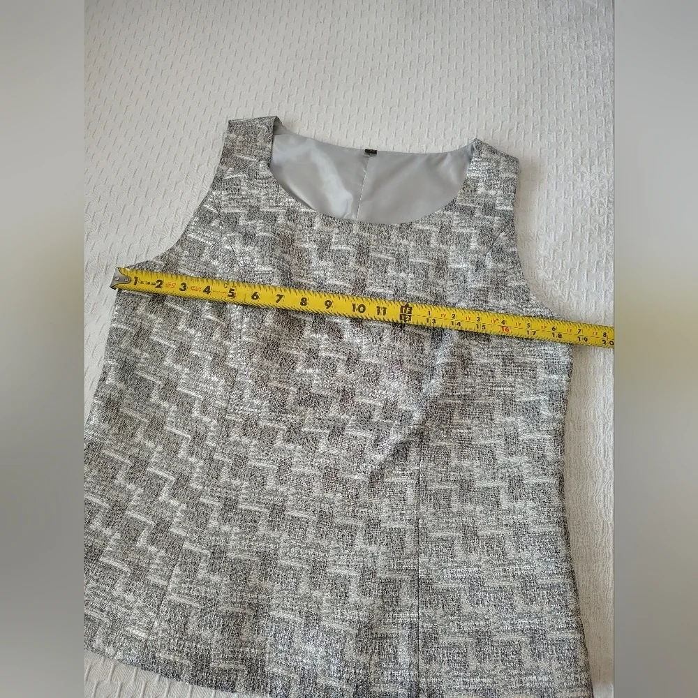 Moshita Couture Elegant Gray Women's Skirt Set Size 8